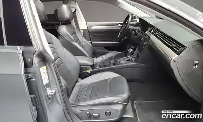 Volkswagen Arteon 2019 2.0 Автомат в Москве № 199127, миниатюра 8