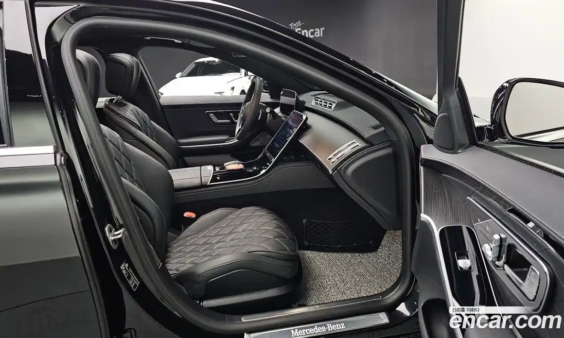 Mercedes-Benz S-Class 2023 3.0 Автомат в Москве № 203171, фото 10