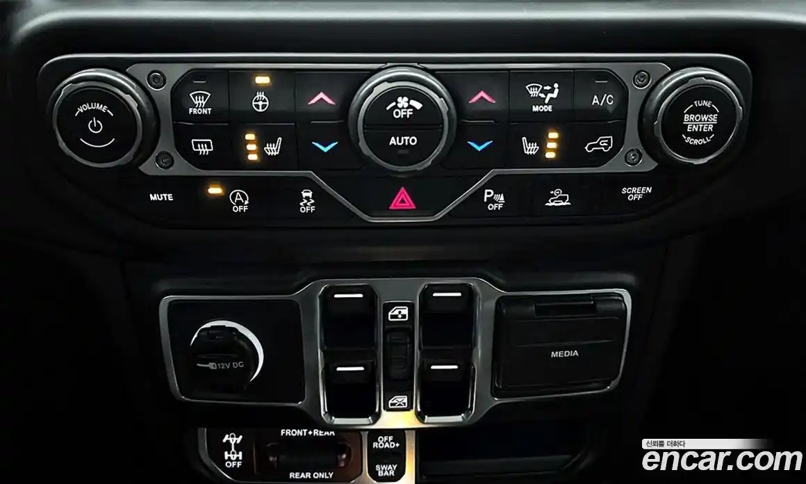 Jeep Wrangler 2023 2.0 Автомат в Москве № 210299, фото 13