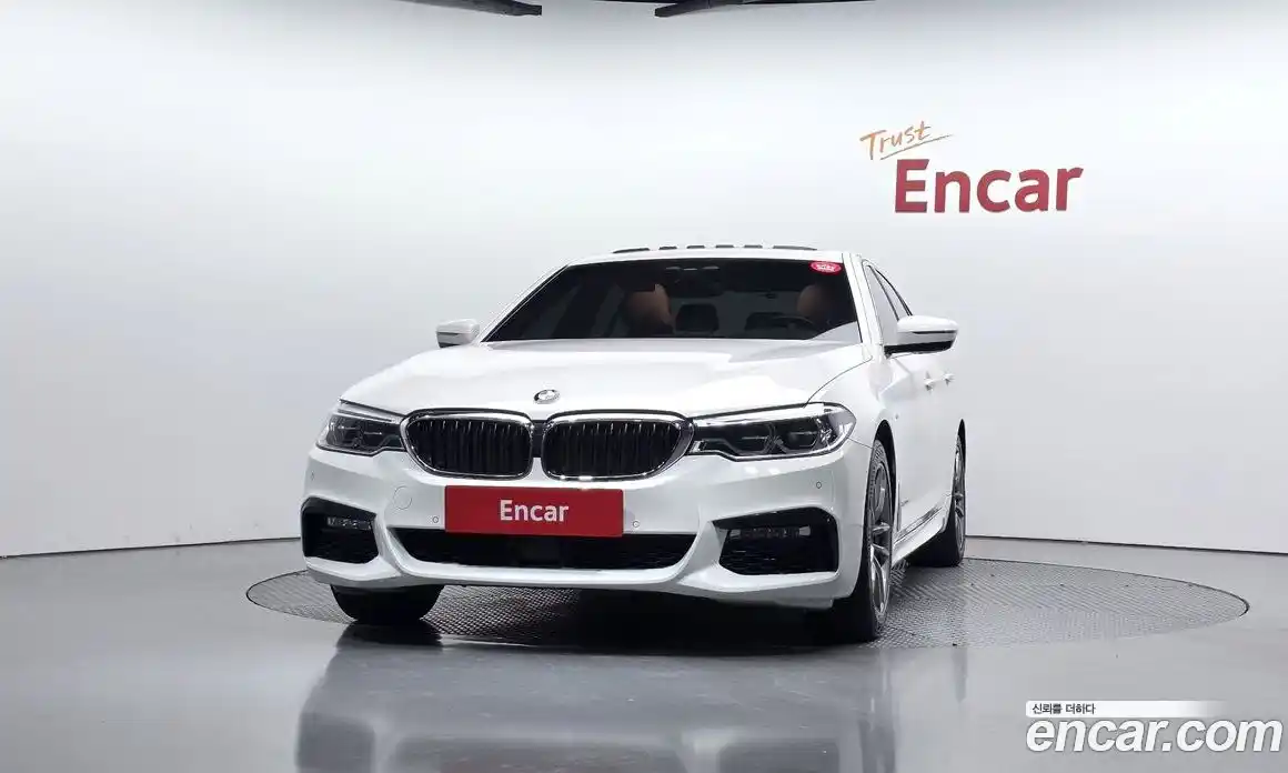 BMW 5-Series 2018 2.0 Автомат в Москве № 211721, фото 3