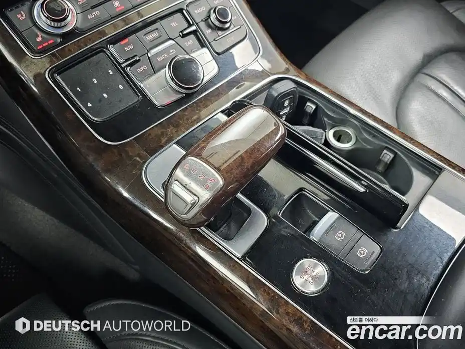 Audi A8 2014 4.0 Автомат в Москве № 212523, фото 9