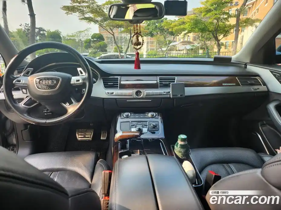 Audi A8 2015 4.1 Автомат в Москве № 212739, фото 7