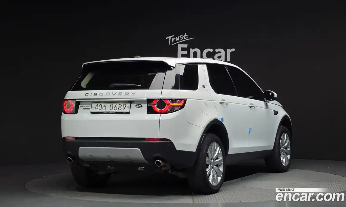 Land Rover Discovery Sport 2016 2.0 Автомат в Москве № 213385, фото 4