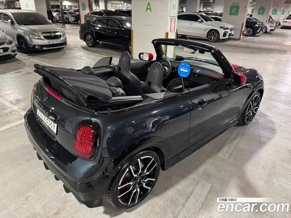 Mini Cooper Convertible 2025 2.0 Автомат в Москве № 213978, фото 17
