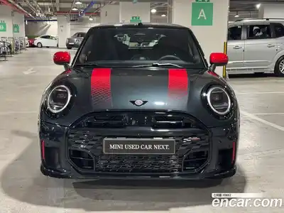Mini Cooper Convertible 2025 2.0 Автомат в Москве № 213978, миниатюра 3