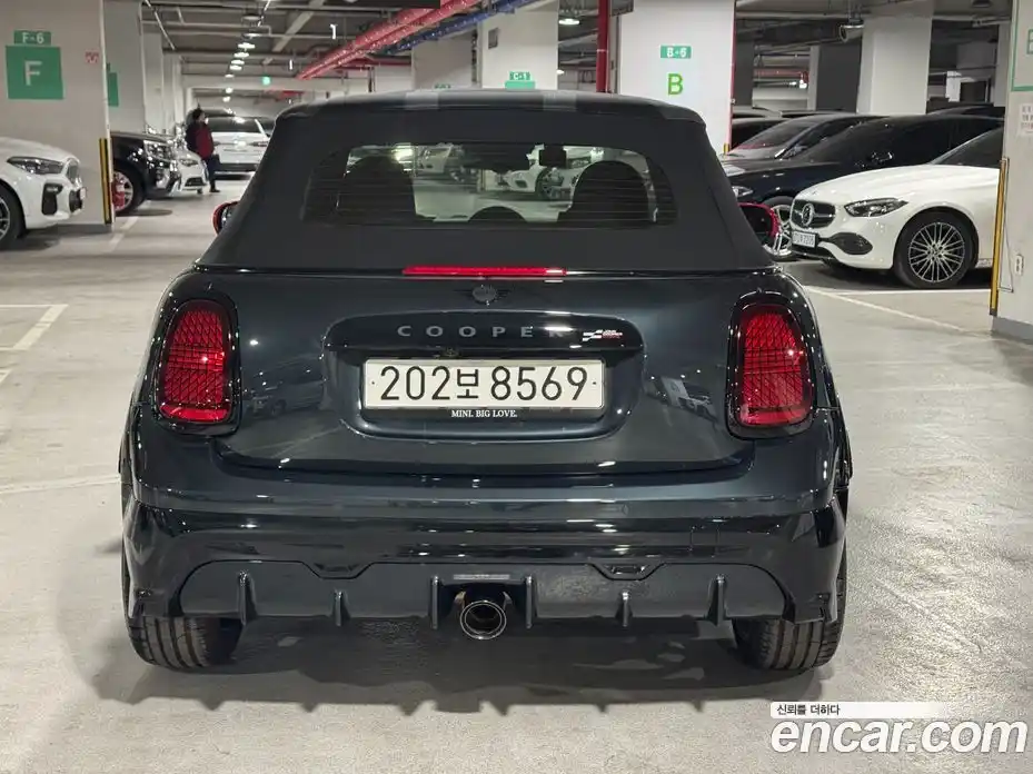 Mini Cooper Convertible 2025 2.0 Автомат в Москве № 213978, фото 4