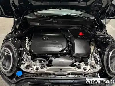 Mini Cooper Convertible 2025 2.0 Автомат в Москве № 213978, миниатюра 6