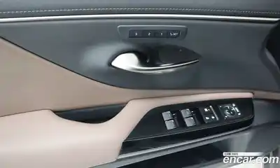 Lexus ES 2026 2.5 Вариатор в Москве № 214736, миниатюра 12