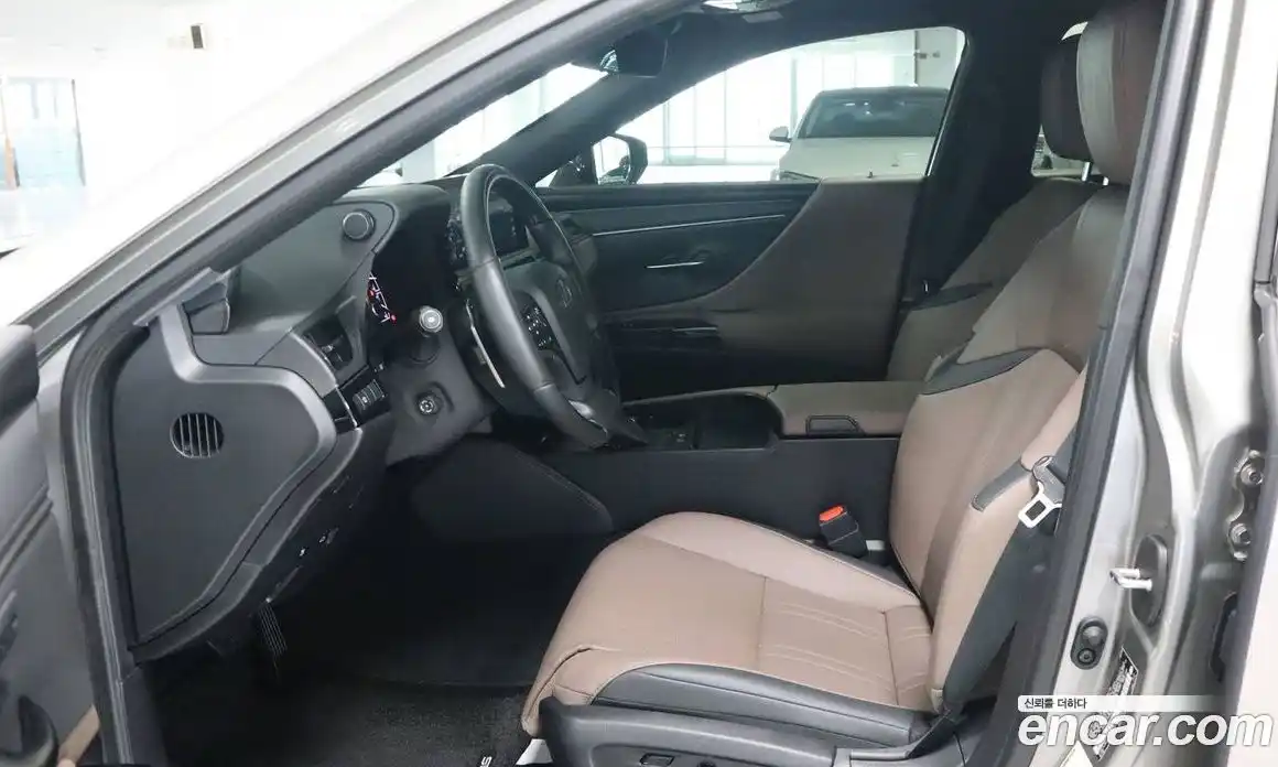 Lexus ES 2026 2.5 Вариатор в Москве № 214736, фото 9