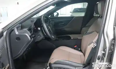 Lexus ES 2026 2.5 Вариатор в Москве № 214736, миниатюра 9