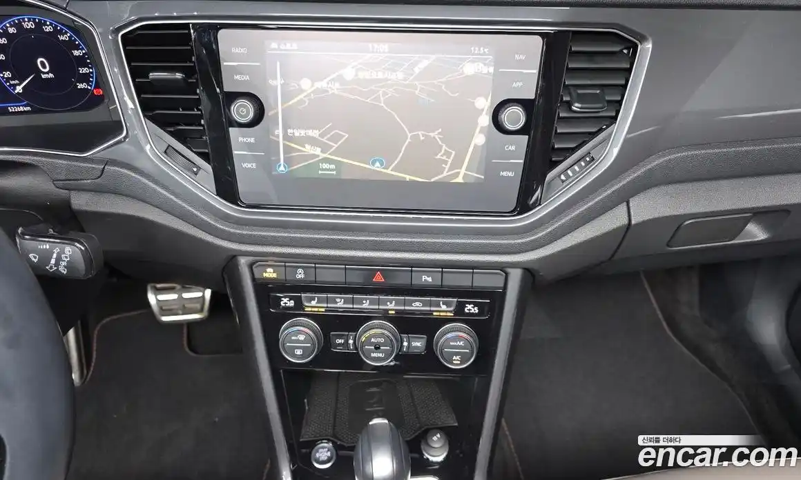 Volkswagen T-Roc 2022 2.0 Автомат в Москве № 214934, фото 16