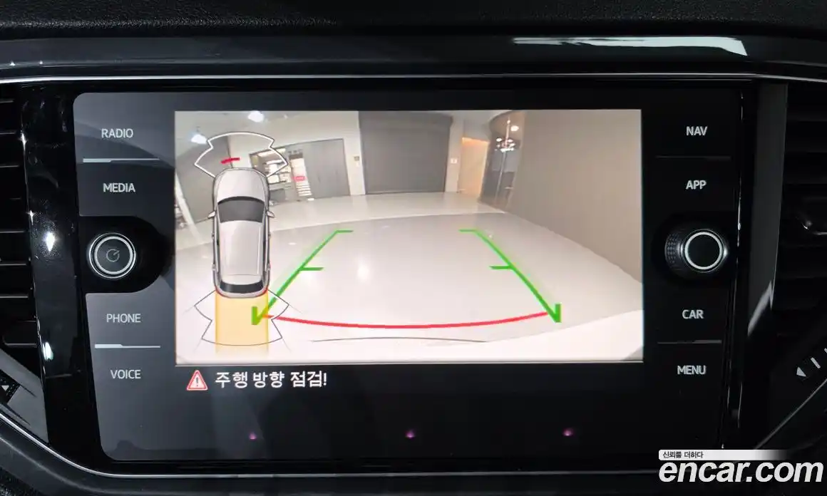 Volkswagen T-Roc 2022 2.0 Автомат в Москве № 214934, фото 17