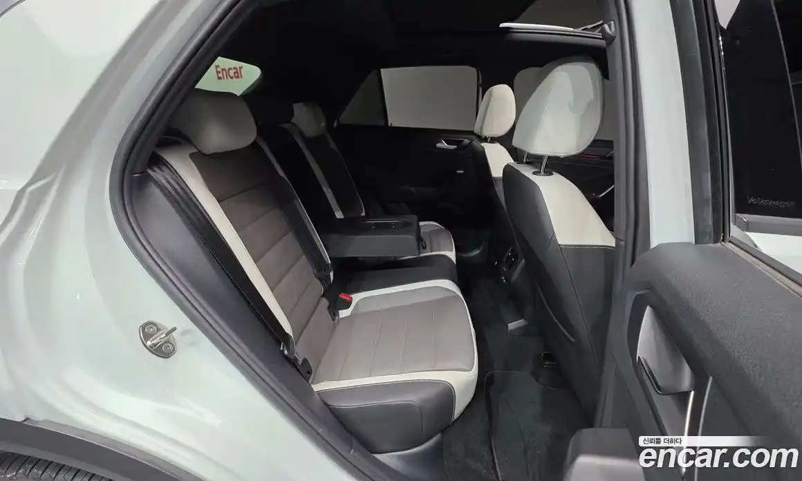 Volkswagen T-Roc 2022 2.0 Автомат в Москве № 214934, фото 19