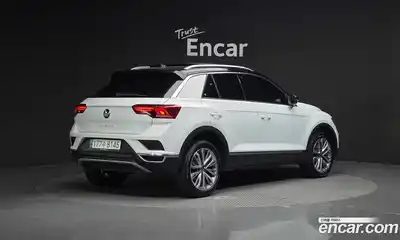 Volkswagen T-Roc 2022 2.0 Автомат в Москве № 214934, миниатюра 2