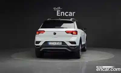 Volkswagen T-Roc 2022 2.0 Автомат в Москве № 214934, миниатюра 4
