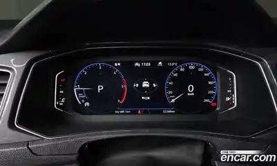 Volkswagen T-Roc 2022 2.0 Автомат в Москве № 214934, миниатюра 8