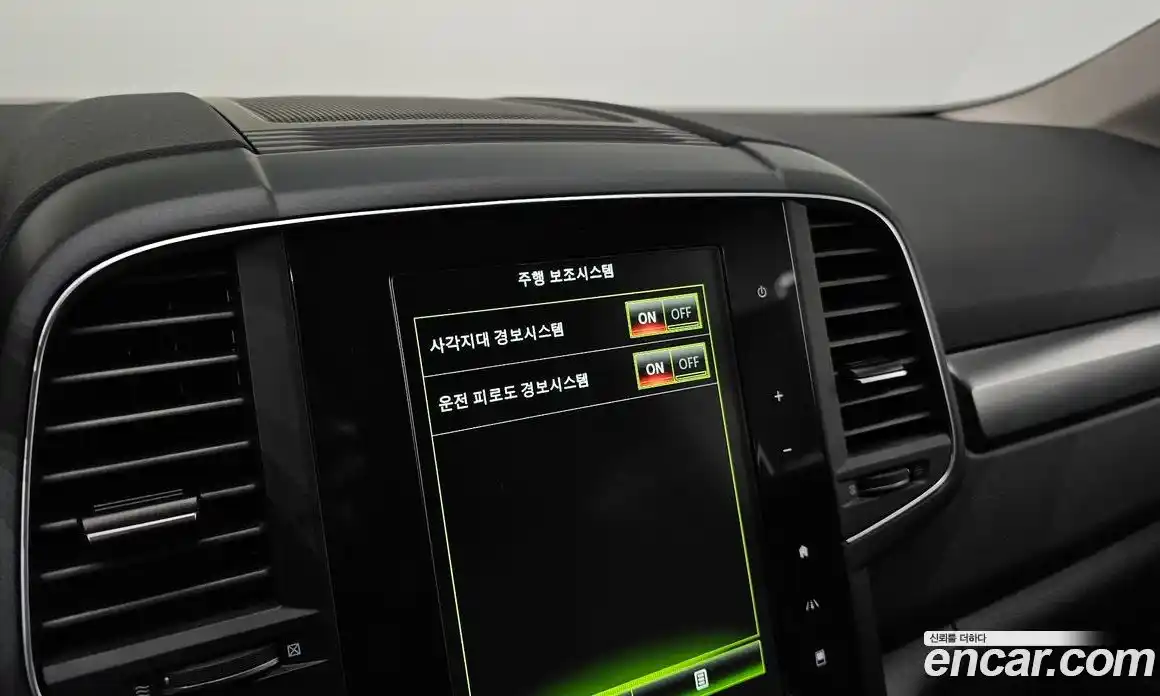 Renault QM6 2022 2.0 Автомат в Москве № 220962, фото 17