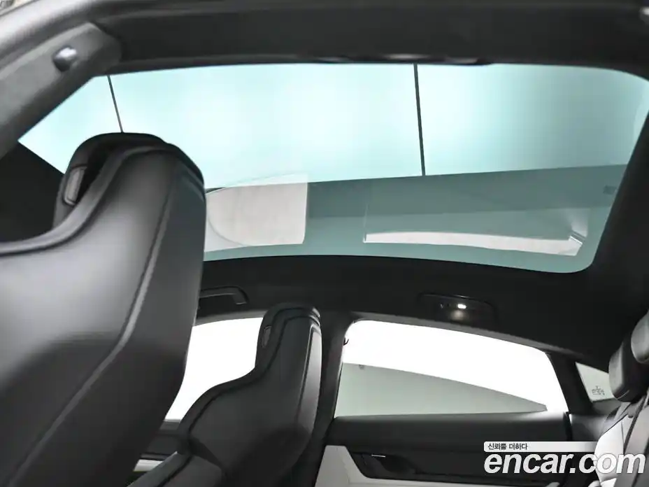 Porsche Taycan 2025 Автомат в Москве № 225696, фото 19