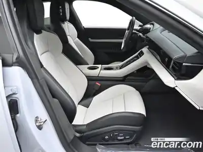 Porsche Taycan 2025 Автомат в Москве № 225696, миниатюра 10