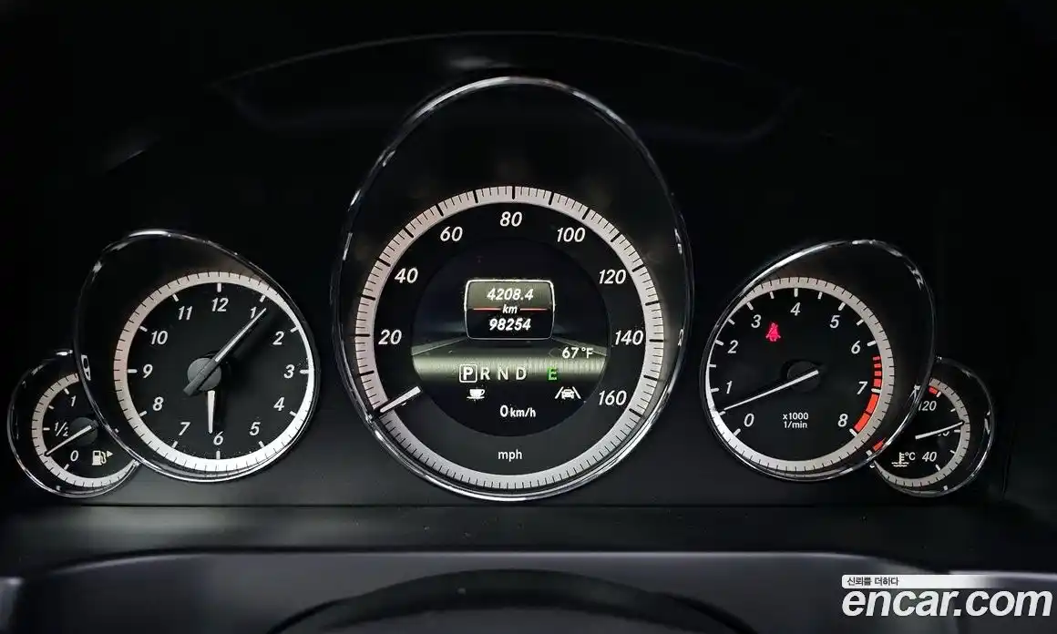 Mercedes-Benz E-Class 2013 3.5 Автомат в Москве № 229432, фото 17