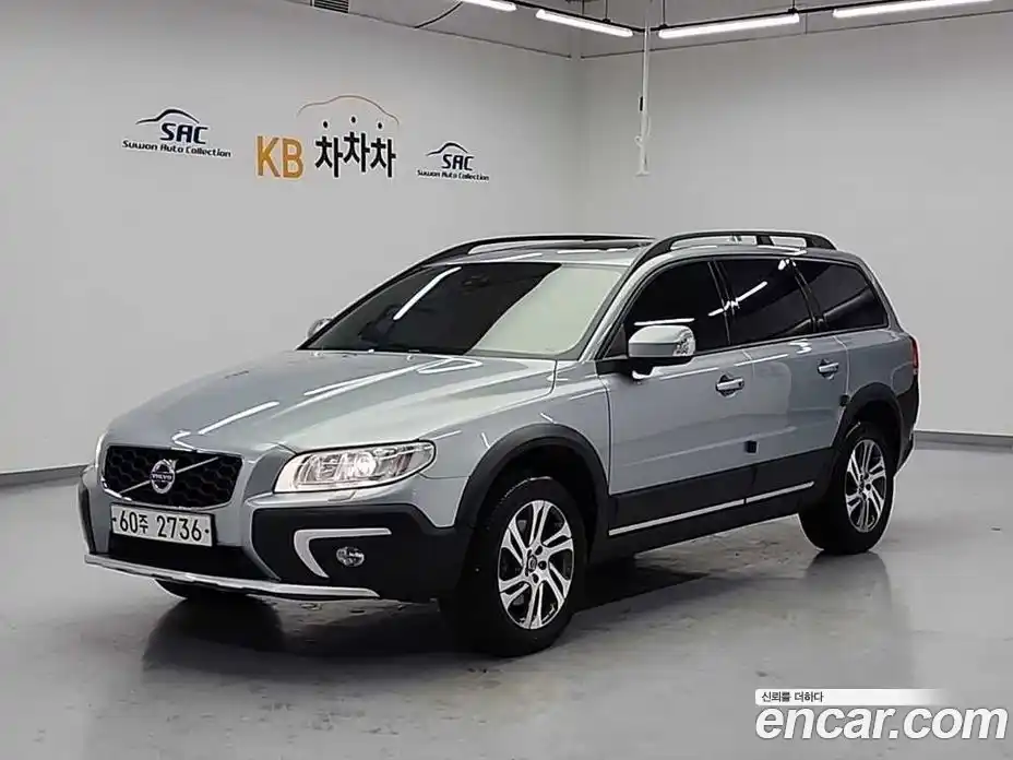 Volvo XC70 2015 2.0 Автомат в Москве № 230539, фото 1