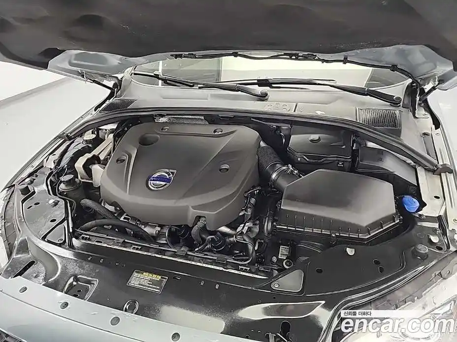 Volvo XC70 2015 2.0 Автомат в Москве № 230539, фото 5