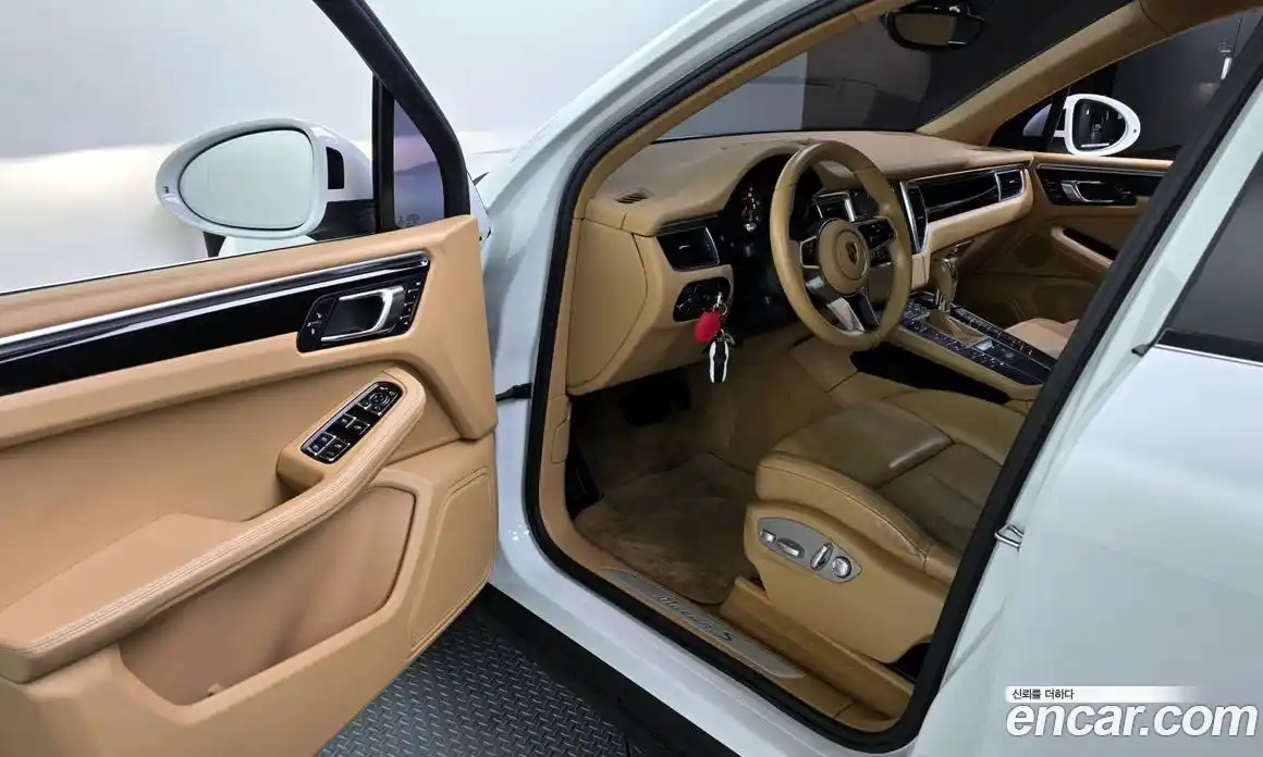 Porsche Macan 2017 3.0 Автомат в Москве № 230998, фото 10