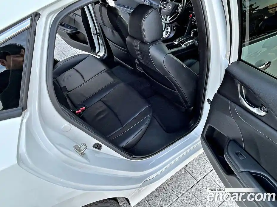 Honda Civic 2019 1.5 Автомат в Москве № 232975, фото 15