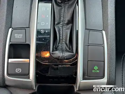 Honda Civic 2019 1.5 Автомат в Москве № 232975, миниатюра 9