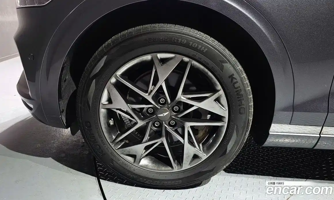 Genesis GV70 2021 2.2 Автомат в Москве № 23784, фото 3