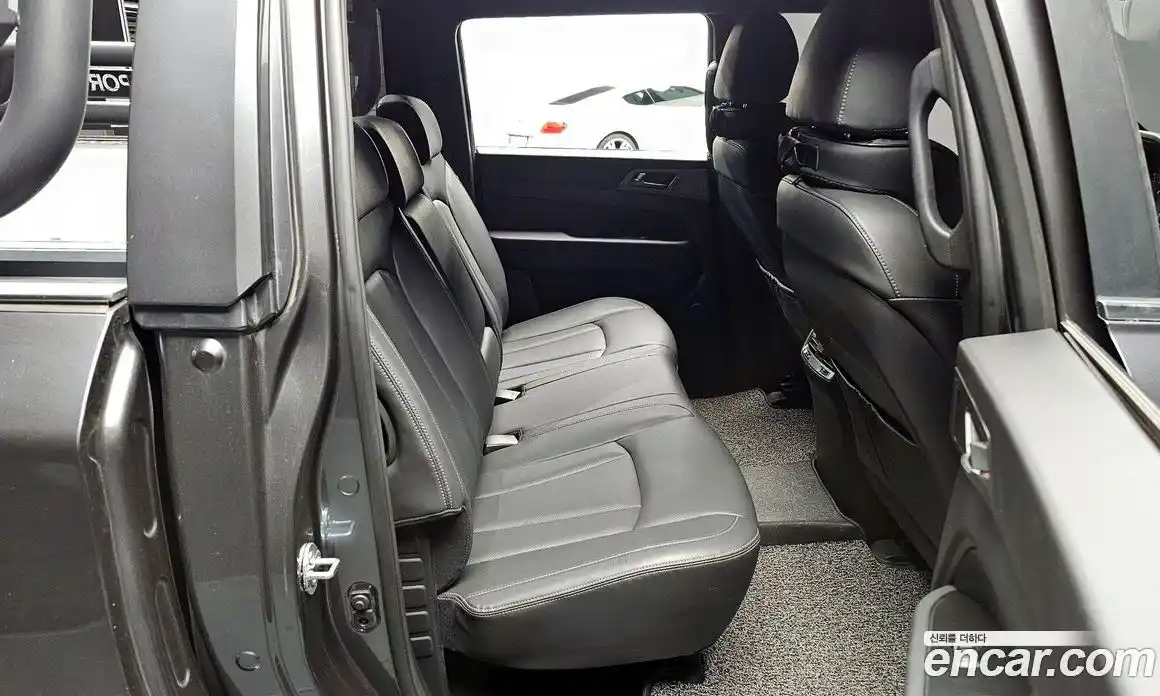 SsangYong Rexton 2021 2.2 Автомат в Москве № 24128, фото 2