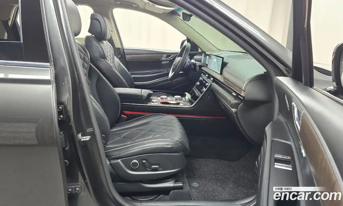 Genesis GV80 2024 2.5 Автомат в Москве № 24439, фото 11