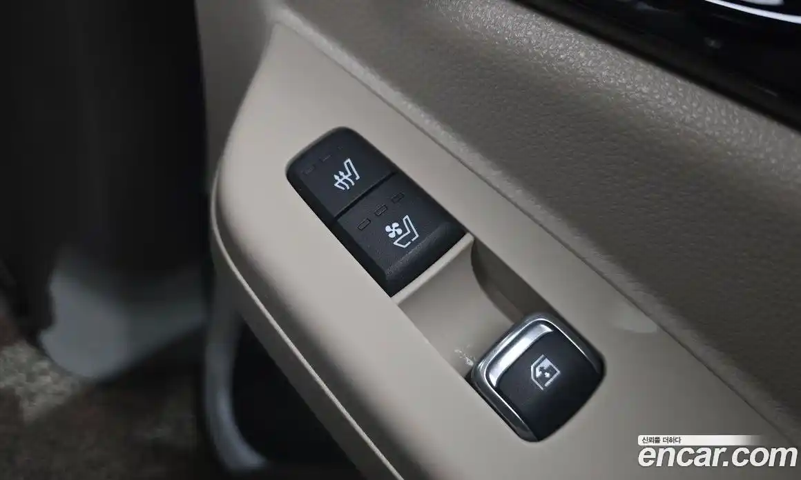 Kia Canival 2024 1.6 Автомат в Москве № 250127, фото 16