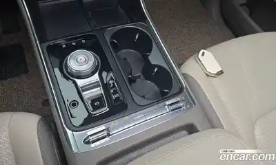 Kia Canival 2024 1.6 Автомат в Москве № 250127, миниатюра 5