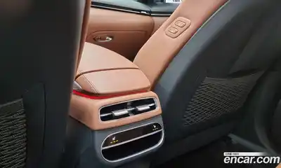 Genesis GV70 2021 2.5 Автомат в Москве № 25833, миниатюра 6