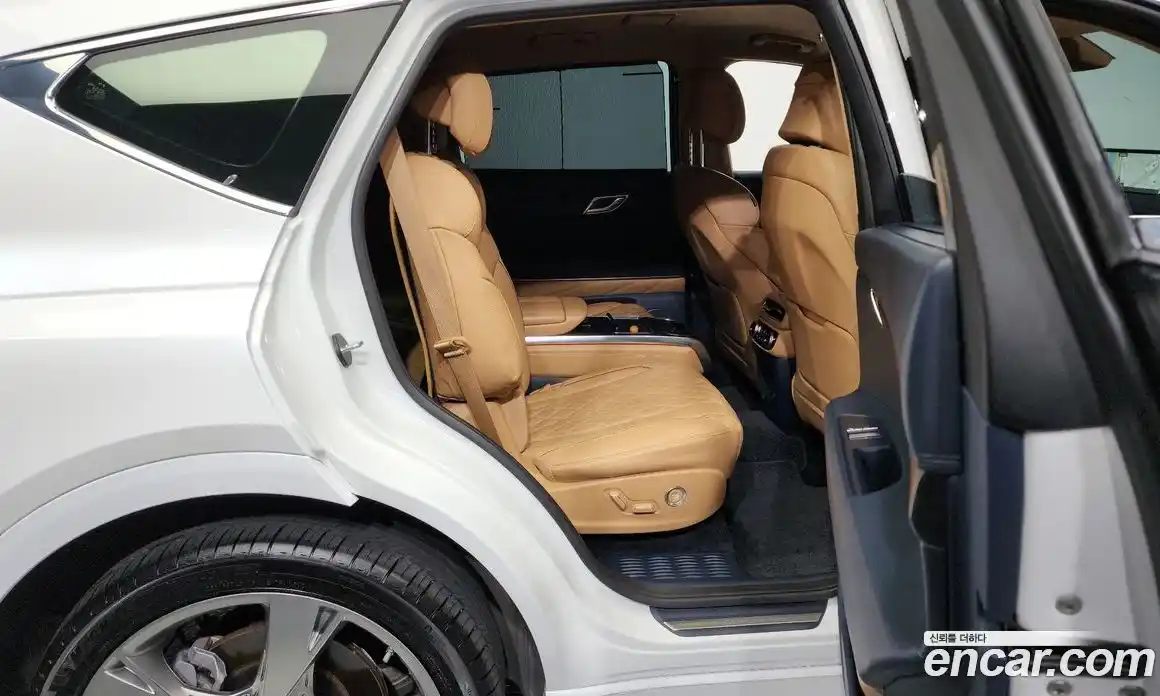 Genesis GV80 2023 2.5 Автомат в Москве № 26899, фото 14