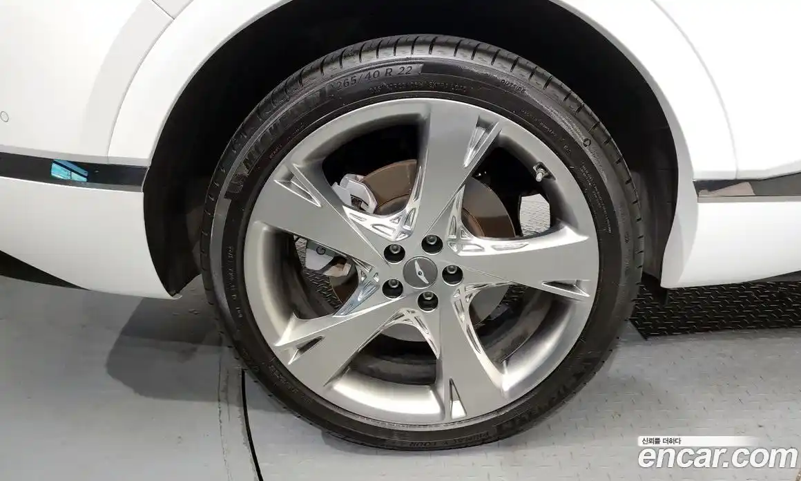 Genesis GV80 2023 2.5 Автомат в Москве № 26899, фото 16