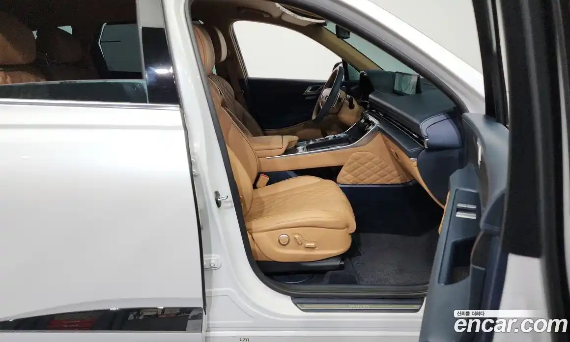 Genesis GV80 2023 2.5 Автомат в Москве № 26899, фото 18