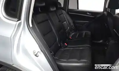 Volkswagen Tiguan 2012 2.0 Автомат в Москве № 276229, миниатюра 12