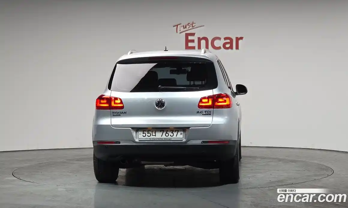 Volkswagen Tiguan 2012 2.0 Автомат в Москве № 276229, фото 13