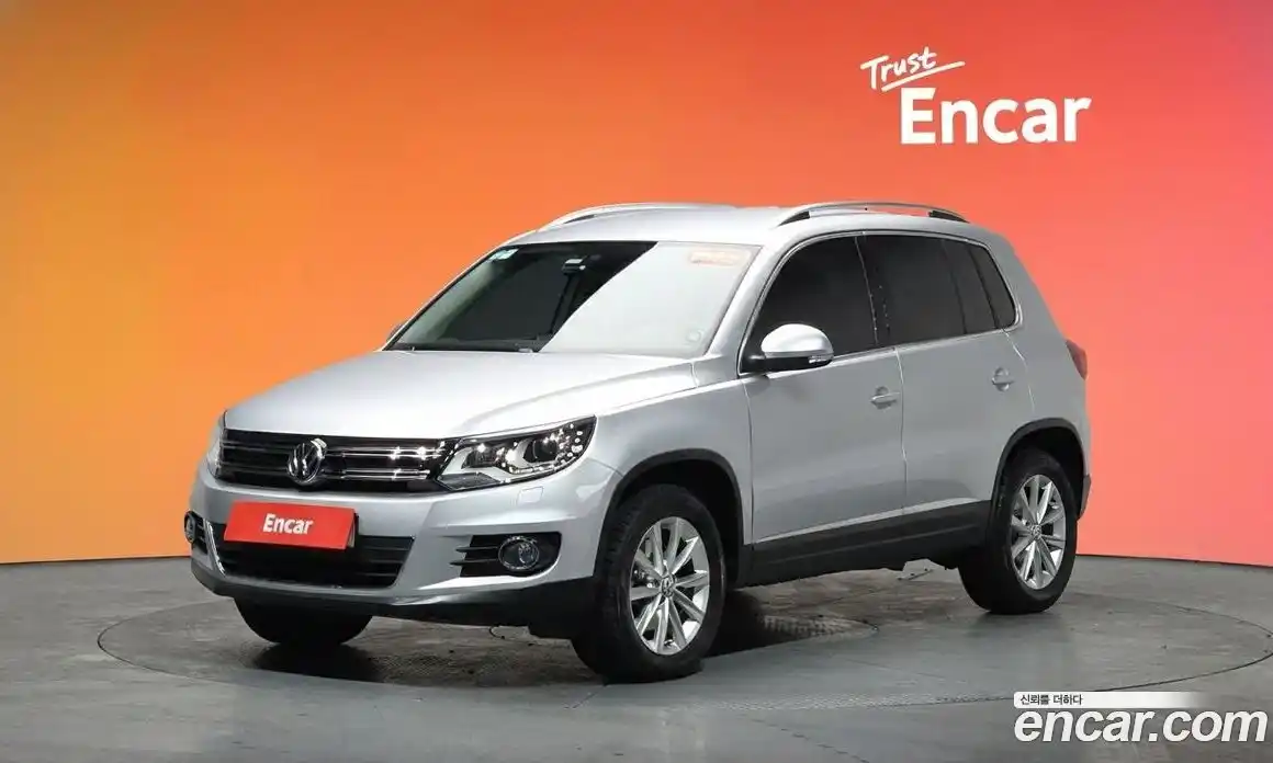 Volkswagen Tiguan 2012 2.0 Автомат в Москве № 276229, фото 14