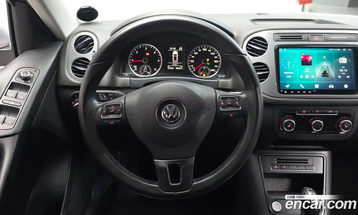 Volkswagen Tiguan 2012 2.0 Автомат в Москве № 276229, фото 15