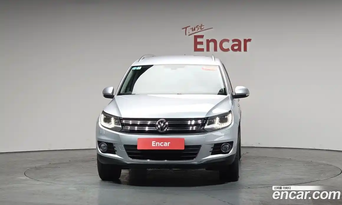 Volkswagen Tiguan 2012 2.0 Автомат в Москве № 276229, фото 10