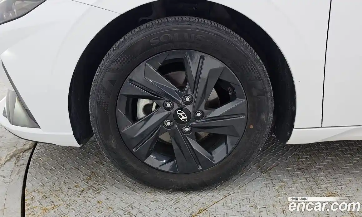 Hyundai Avante 2023 1.6 Автомат в Москве № 284212, фото 13