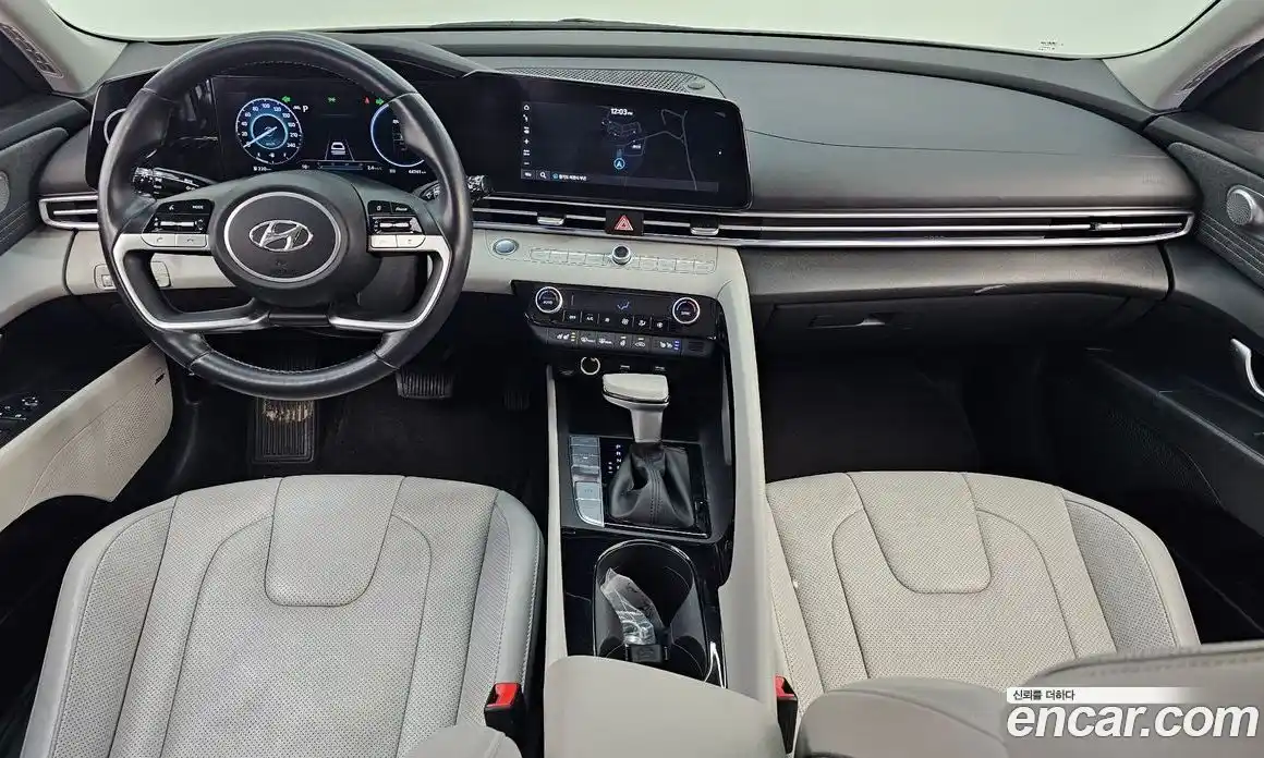 Hyundai Avante 2023 1.6 Автомат в Москве № 284212, фото 14