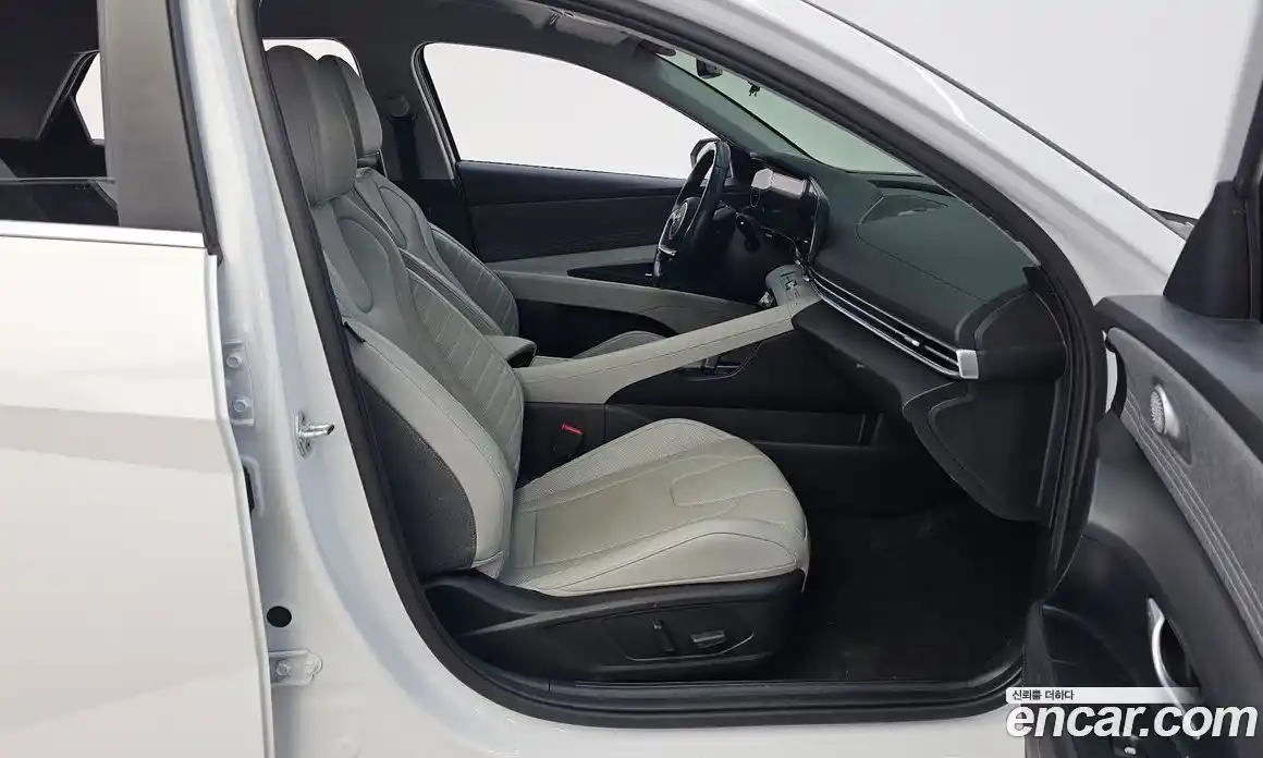 Hyundai Avante 2023 1.6 Автомат в Москве № 284212, фото 19