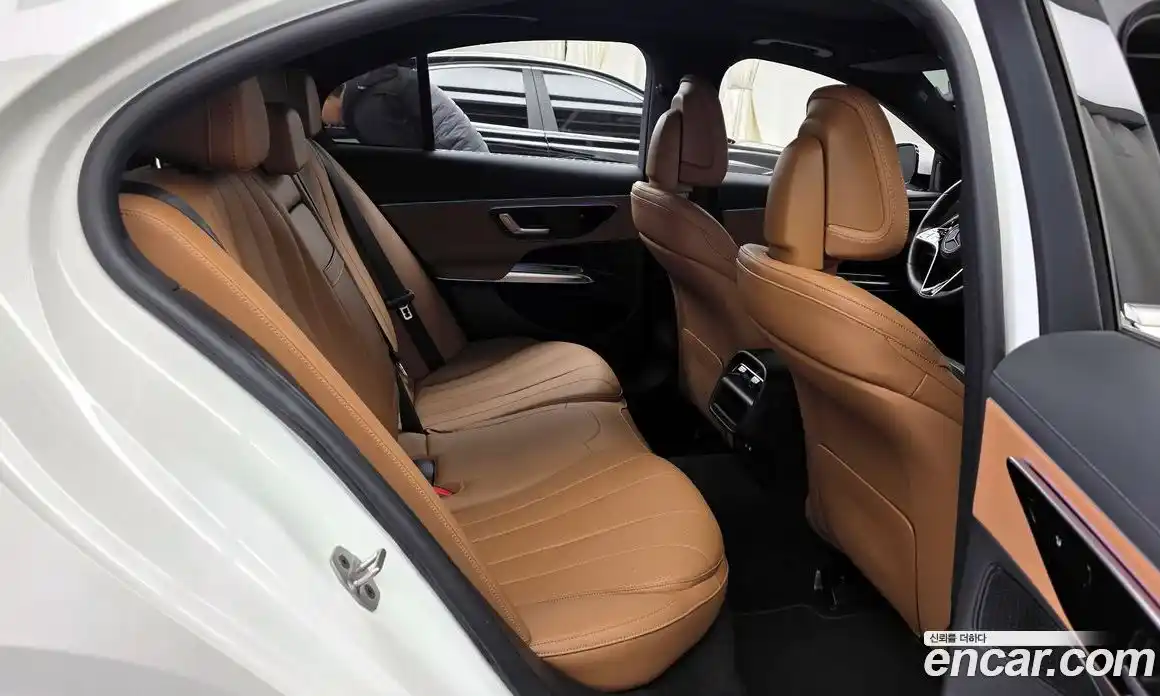 Mercedes-Benz E-Class 2025 2.0 Автомат в Москве № 286834, фото 12