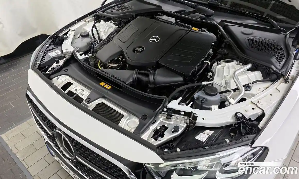 Mercedes-Benz E-Class 2025 2.0 Автомат в Москве № 286834, фото 6