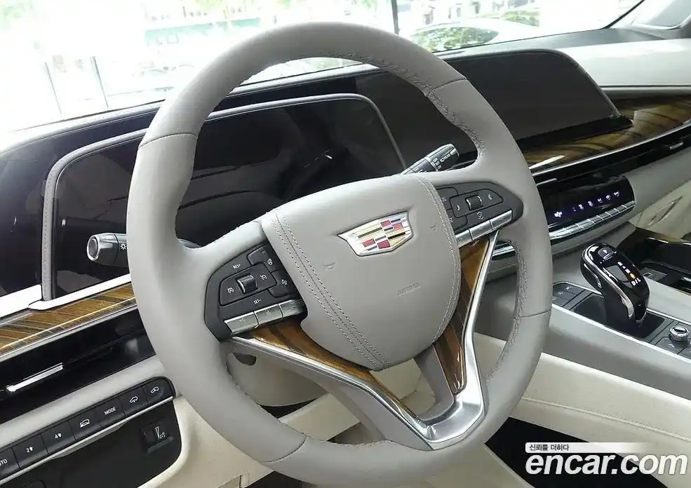 Cadillac Escalade 2022 6.2 Автомат в Москве № 296471, фото 12