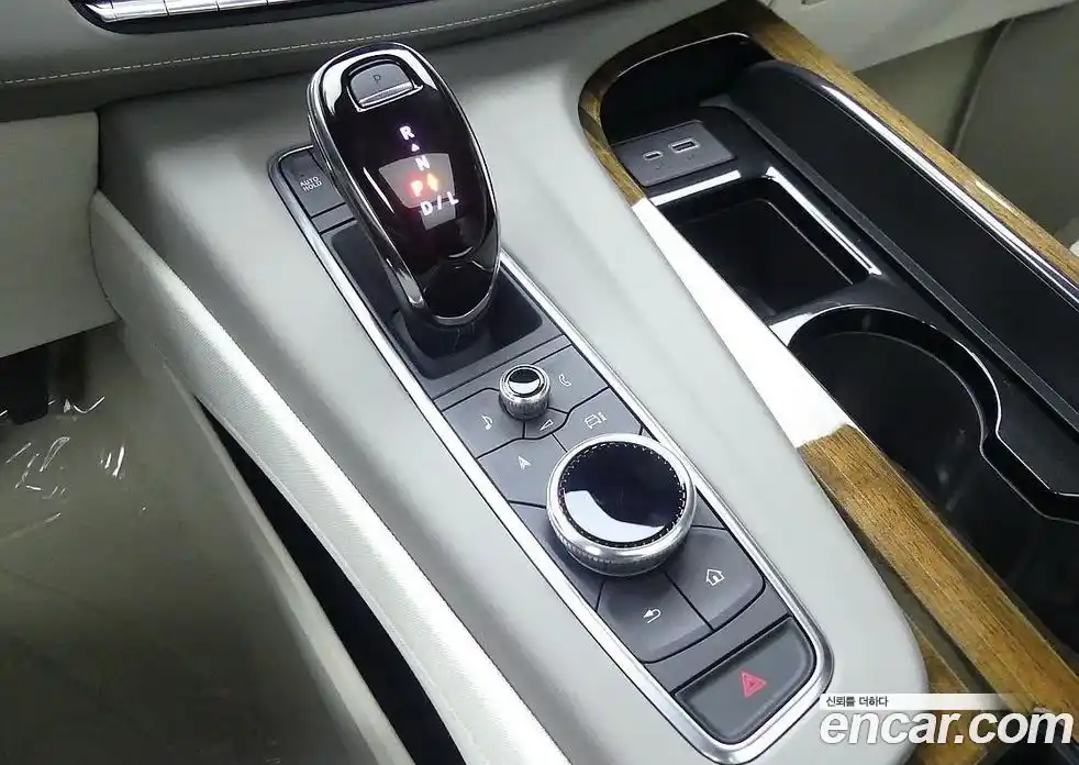 Cadillac Escalade 2022 6.2 Автомат в Москве № 296471, фото 9